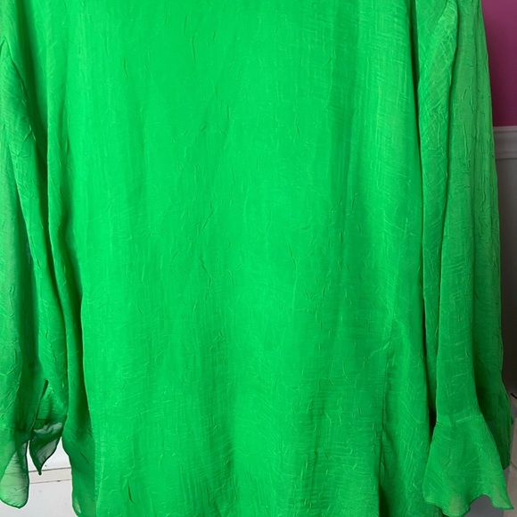 Green Women's Top - Picture 5 of 11